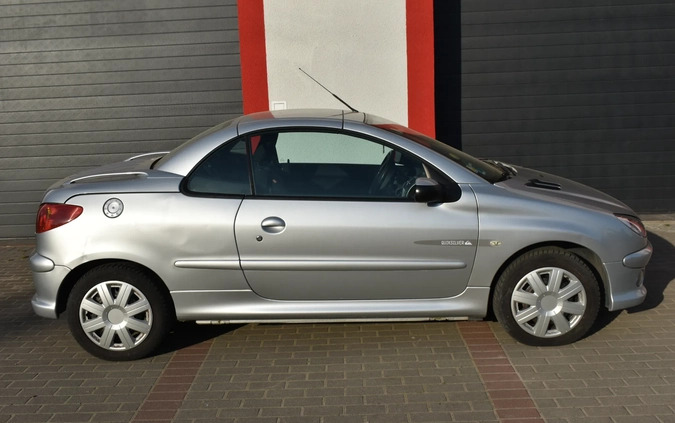 Peugeot 206 CC cena 6500 przebieg: 211059, rok produkcji 2005 z Zwoleń małe 352